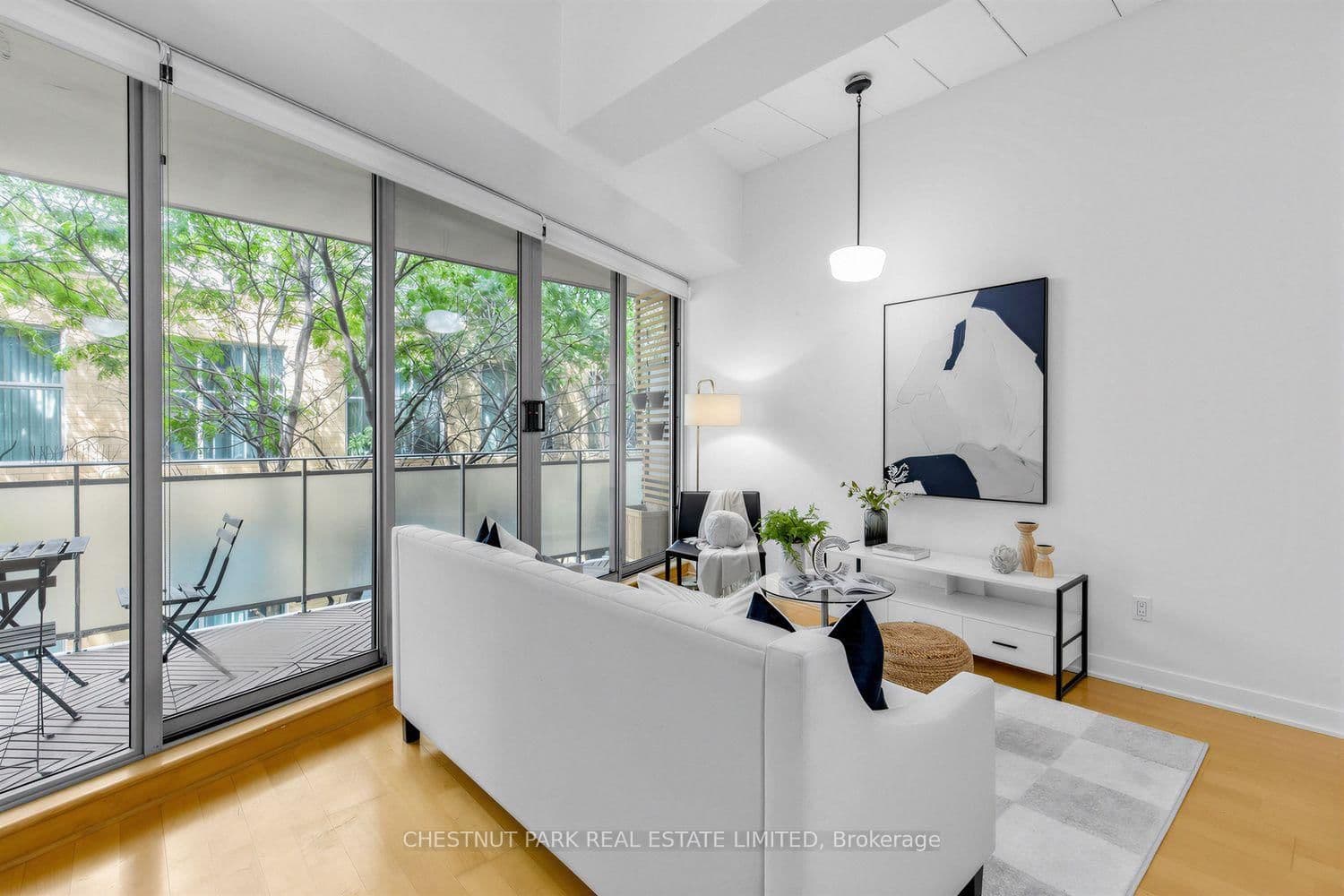 160 Baldwin Street, Unit 409 thumbnail 16