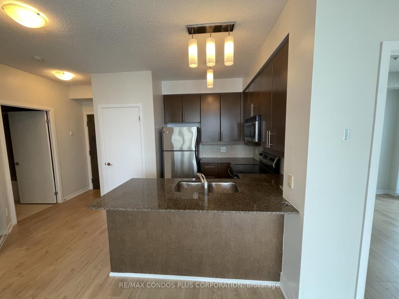 18 Harbour Street, Unit 2408 thumbnail 5