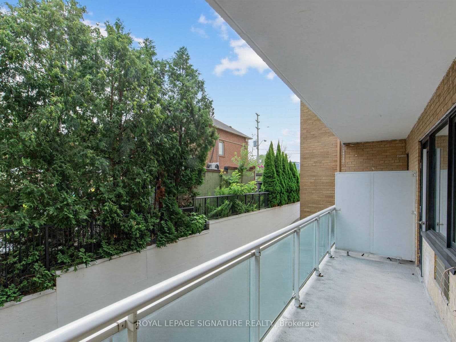 1901 Bayview Avenue, Unit 106 thumbnail 18