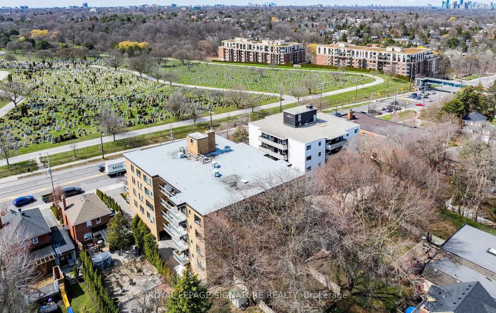 1901 Bayview Avenue, Unit 106 thumbnail 24