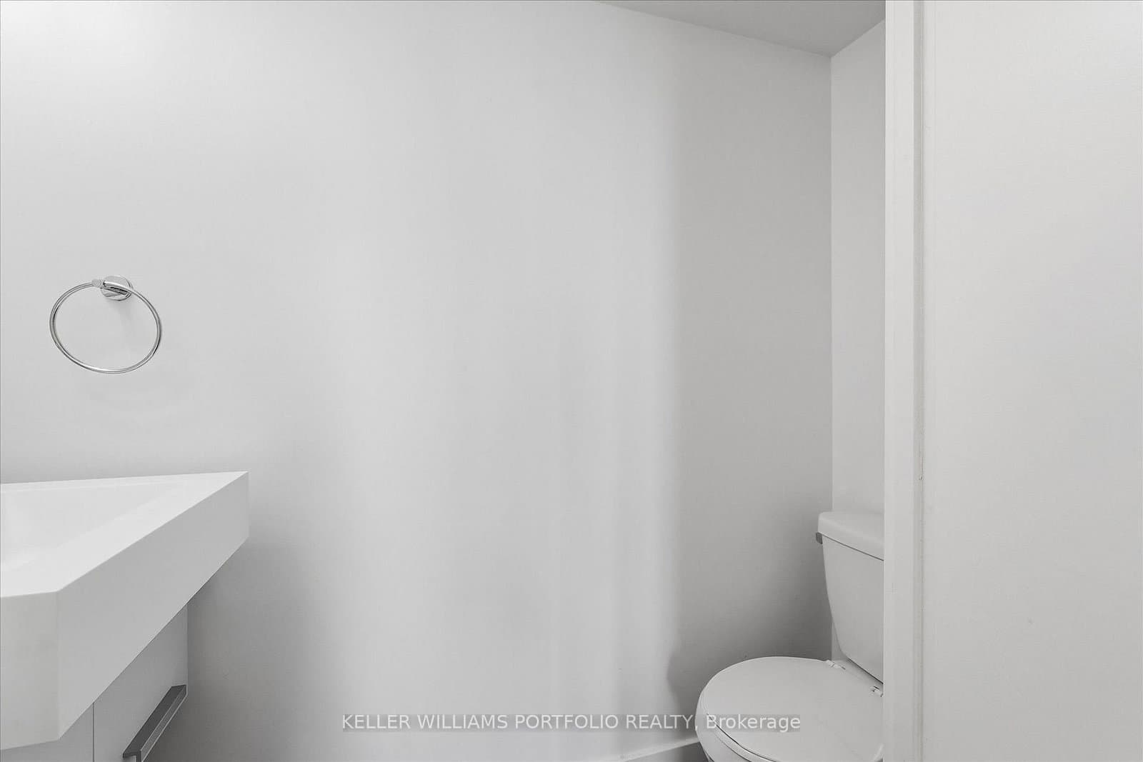 38 Dan Leckie Way, Unit 2601 thumbnail 25