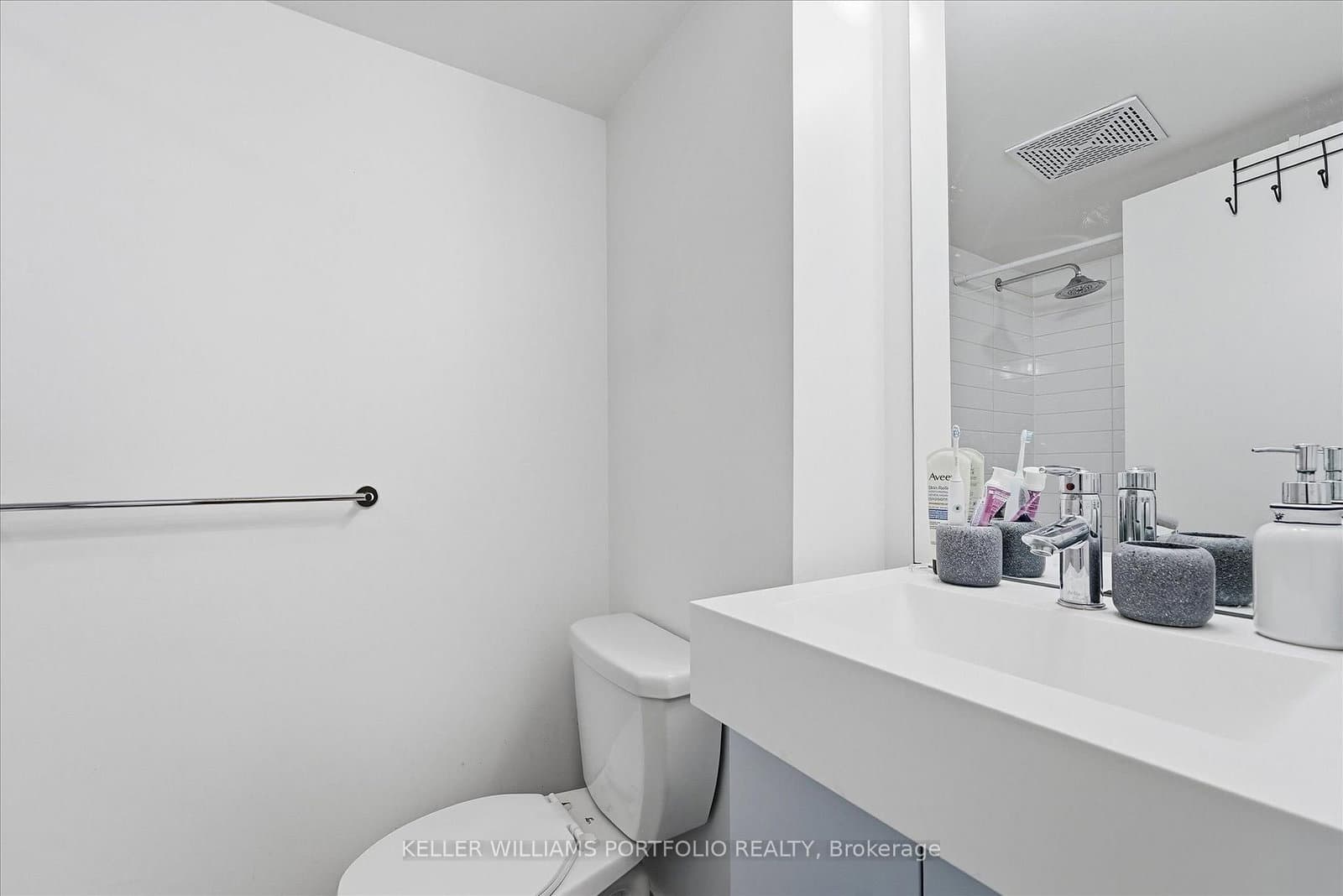 38 Dan Leckie Way, Unit 2601 thumbnail 26