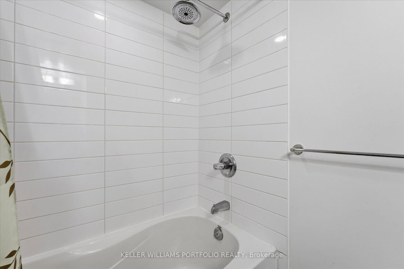 38 Dan Leckie Way, Unit 2601 thumbnail 27