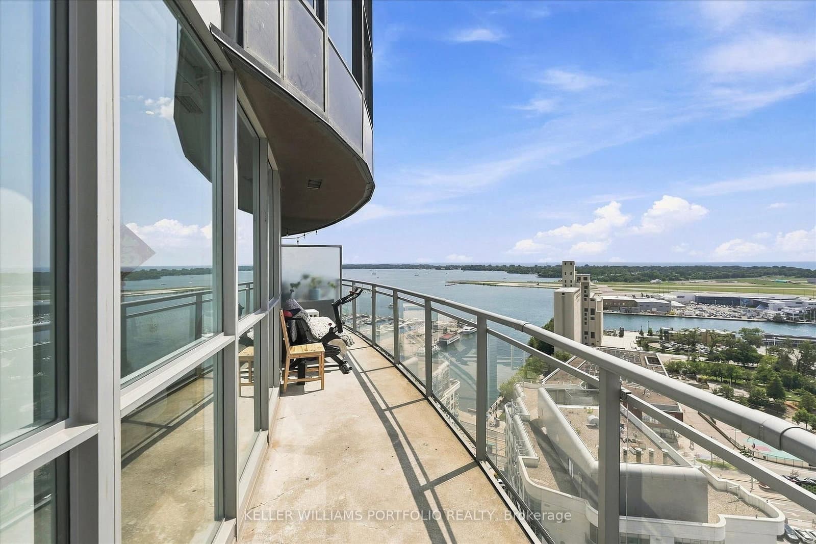 38 Dan Leckie Way, Unit 2601 thumbnail 9