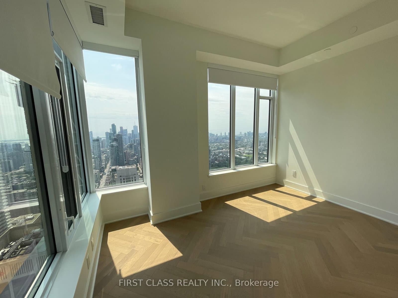 11 Yorkville Avenue, Unit 6307 thumbnail 15