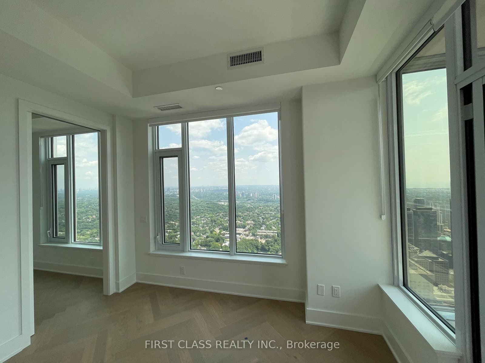 11 Yorkville Avenue, Unit 6307 thumbnail 8