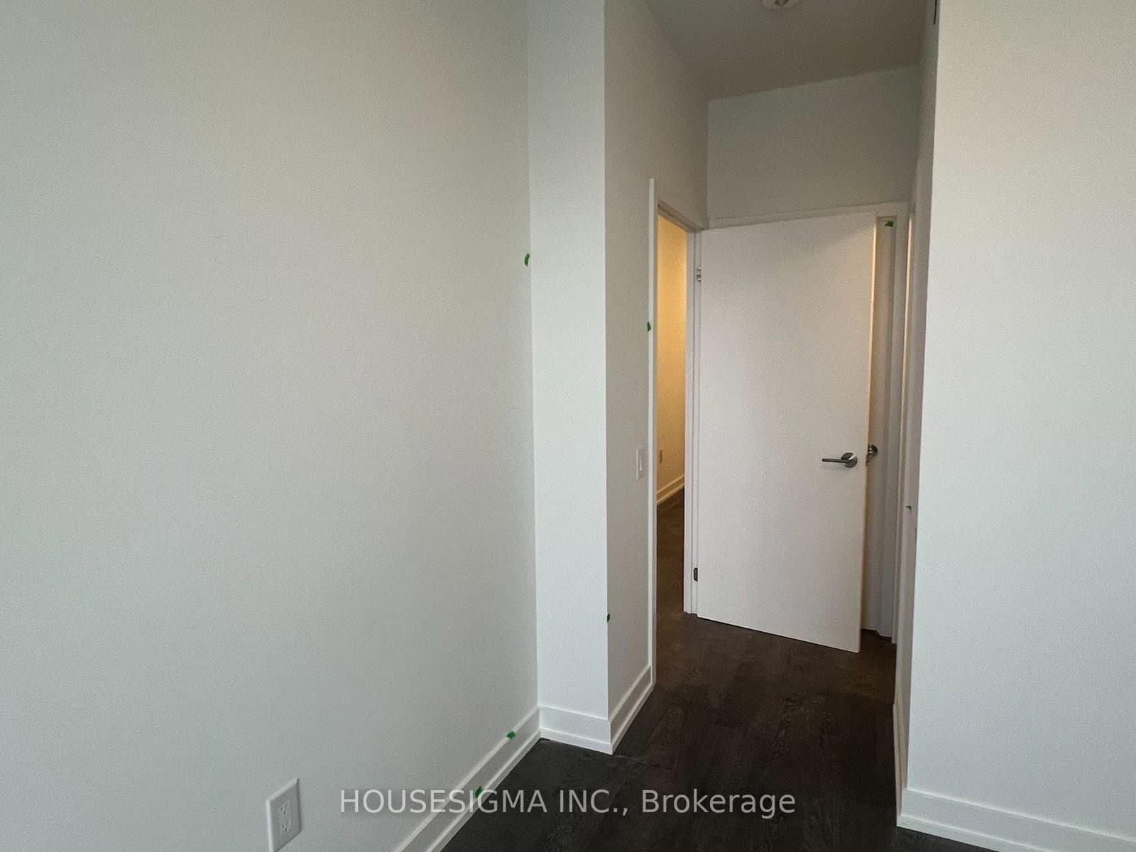 7 Golden Lion Heights, Unit N540 thumbnail 6