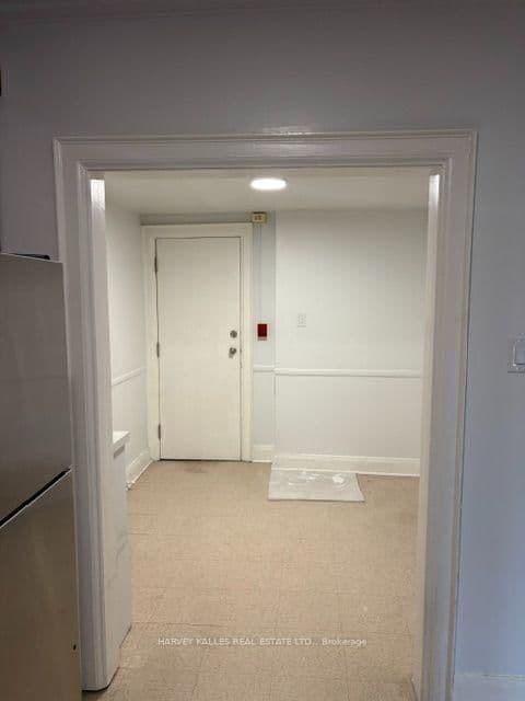 1661 Bathurst Street, Unit 1 thumbnail 3