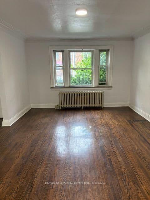 1661 Bathurst Street, Unit 1 thumbnail 4