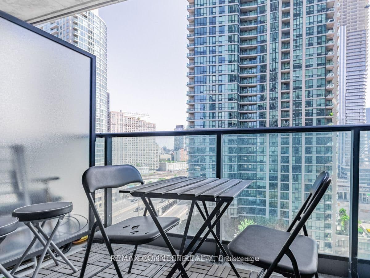 18 Harbour Street, Unit 1407 thumbnail 19