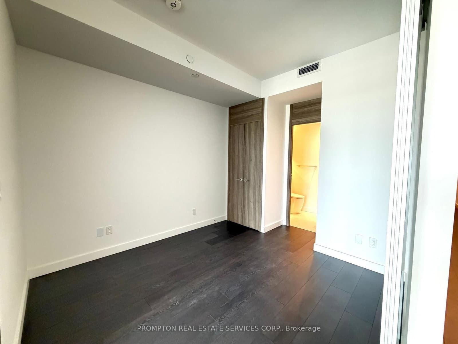 68 Esther Shiner Boulevard, Unit 745 thumbnail 13