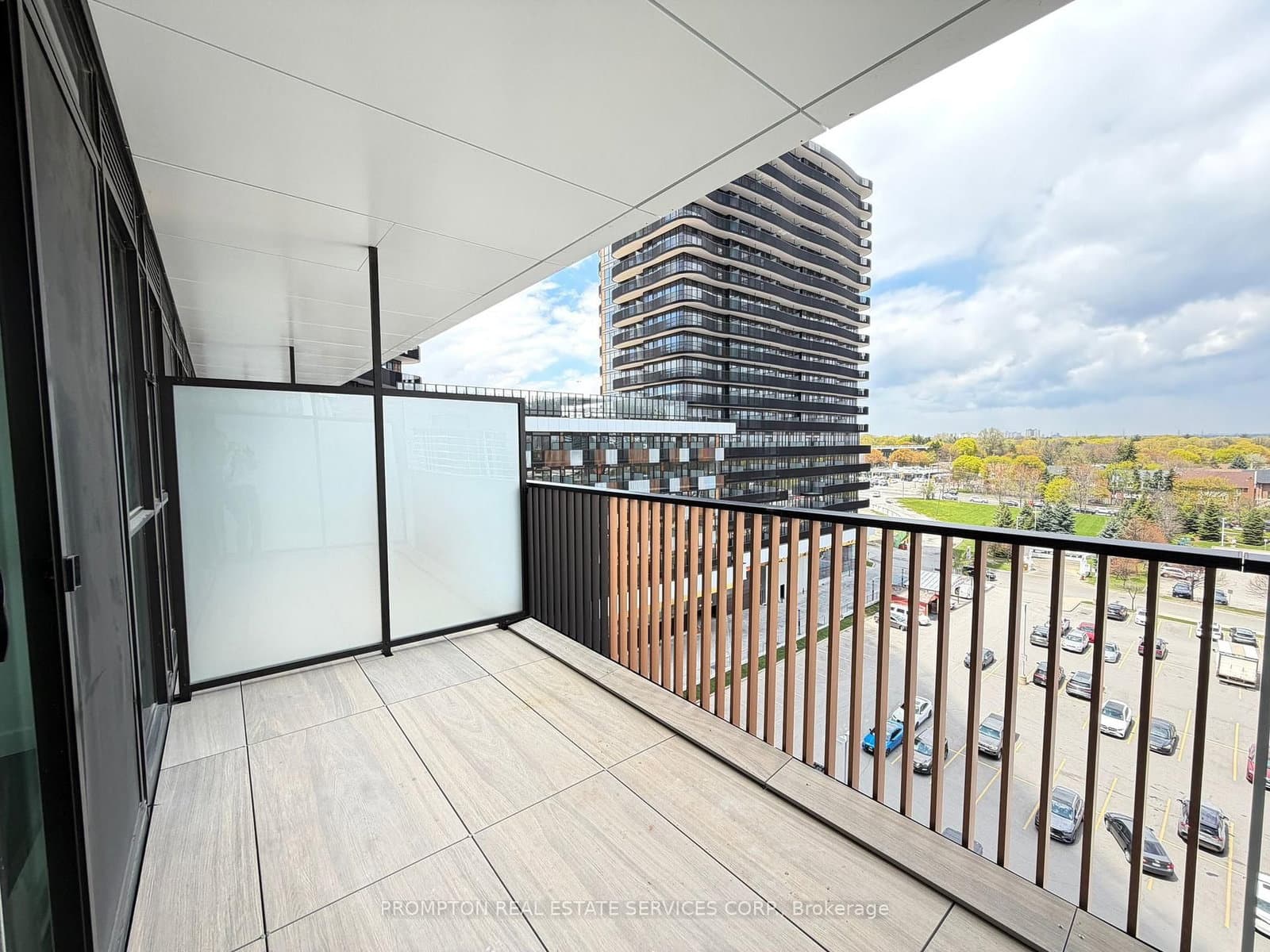 68 Esther Shiner Boulevard, Unit 745 thumbnail 22