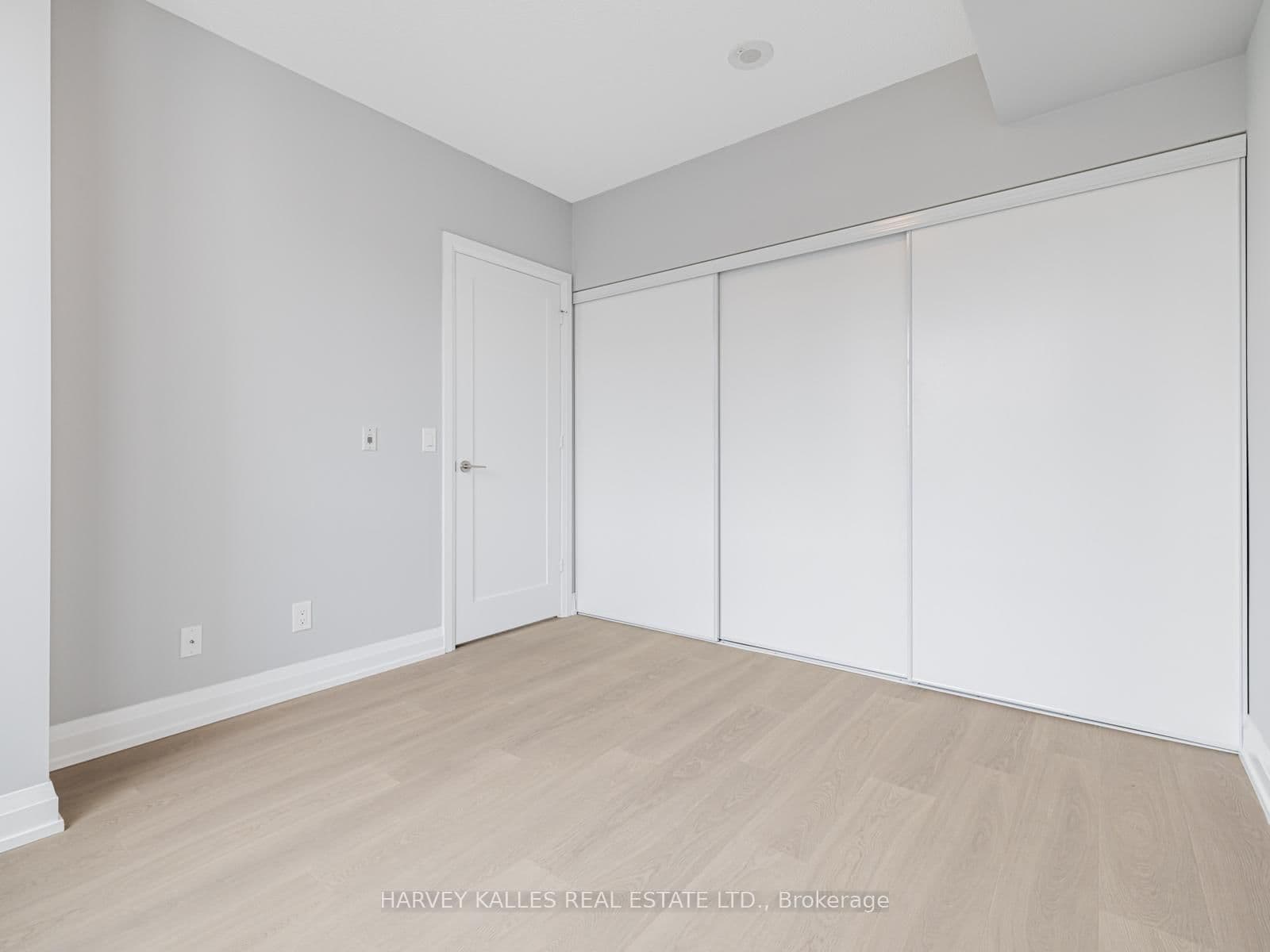 5 Sheppard Avenue E, Unit 2121 thumbnail 16
