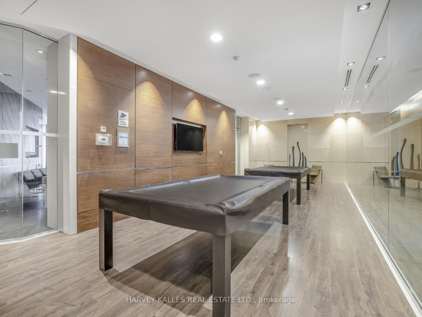 5 Sheppard Avenue E, Unit 2121 thumbnail 24