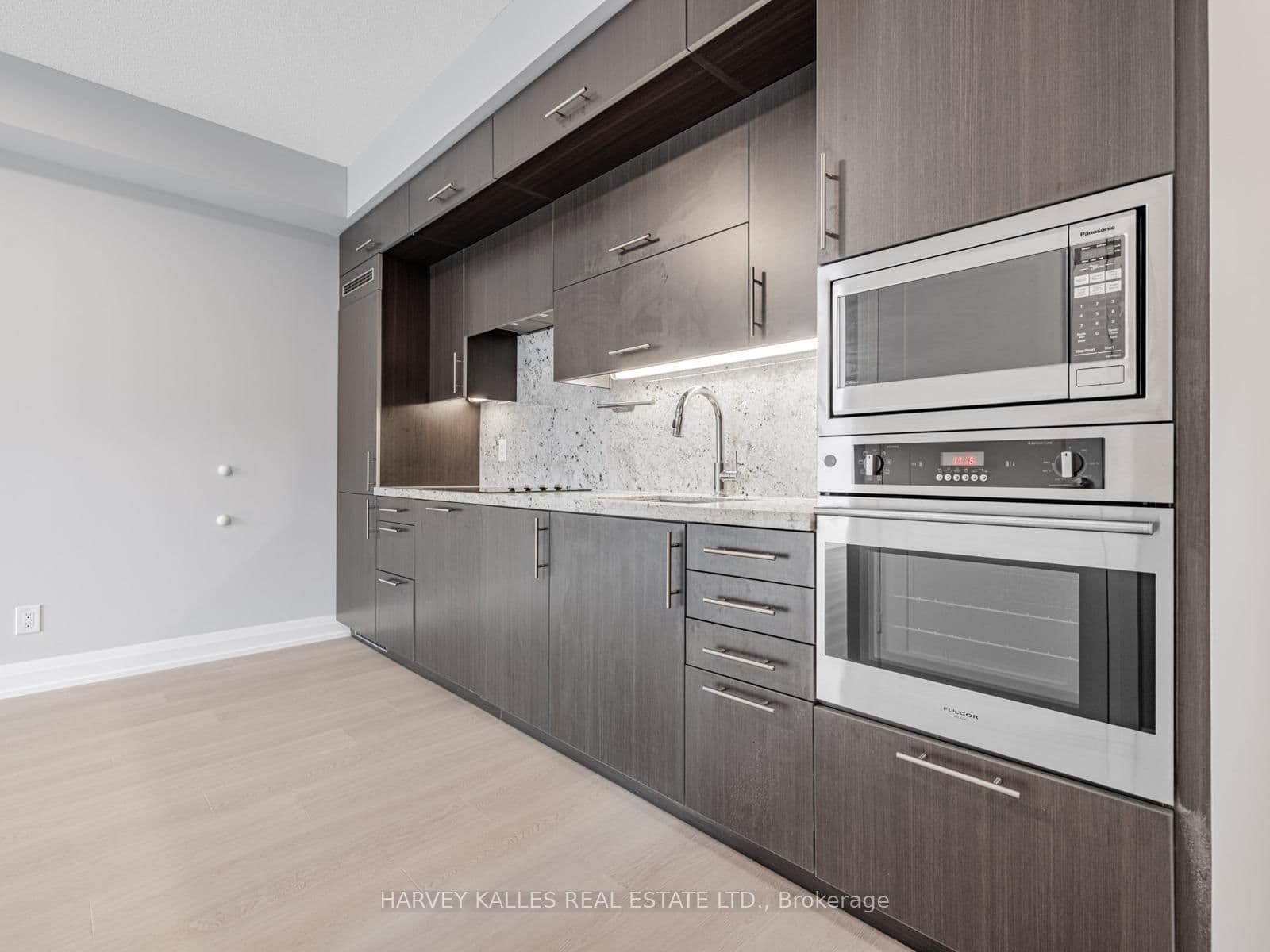 5 Sheppard Avenue E, Unit 2121 thumbnail 7