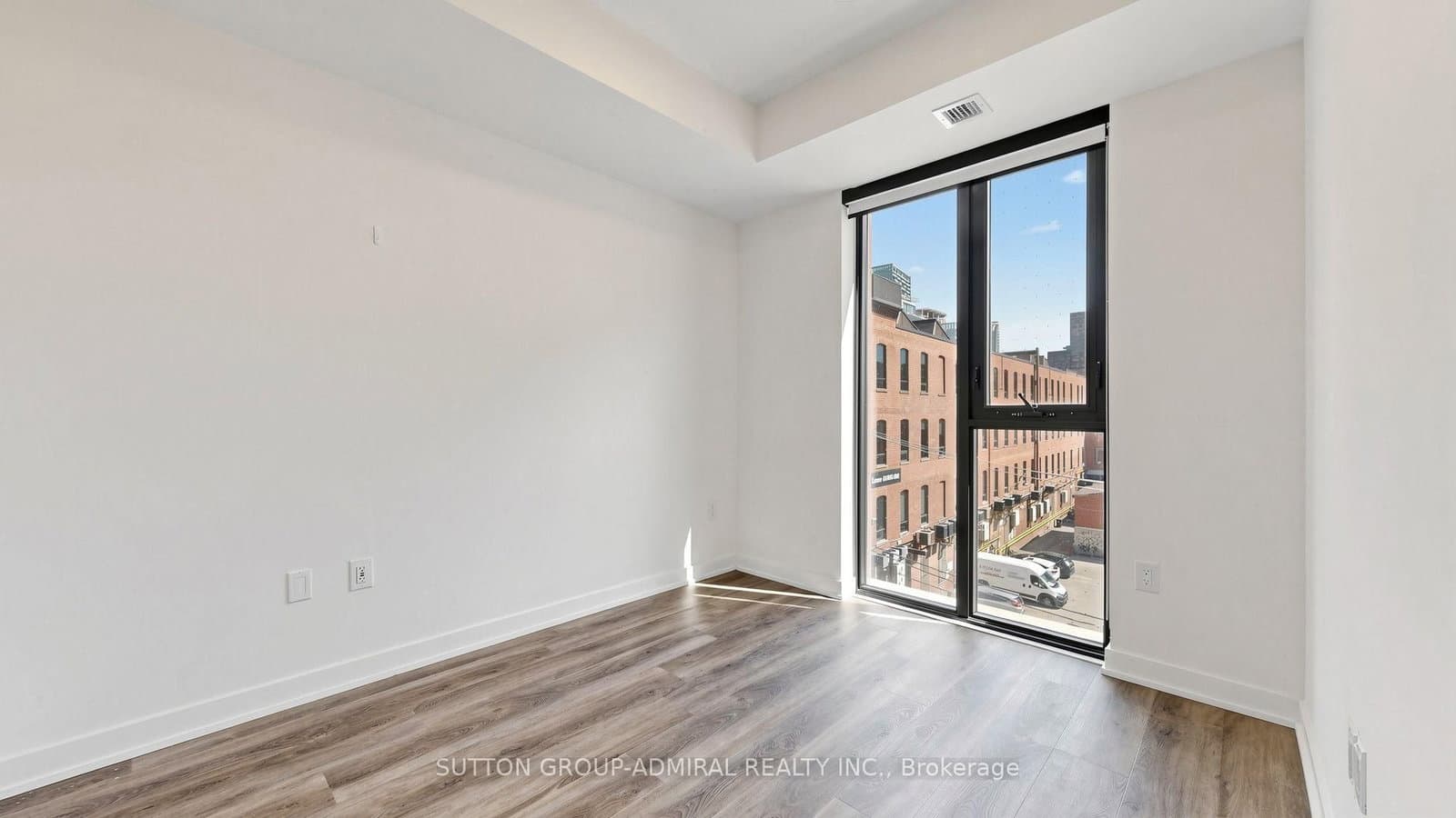 123 Portland Street, Unit 409 thumbnail 13