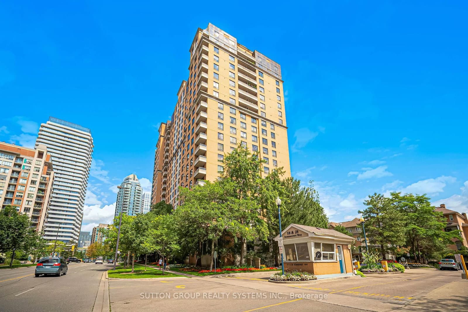 18 Sommerset Way, Unit 2007 - Image 1