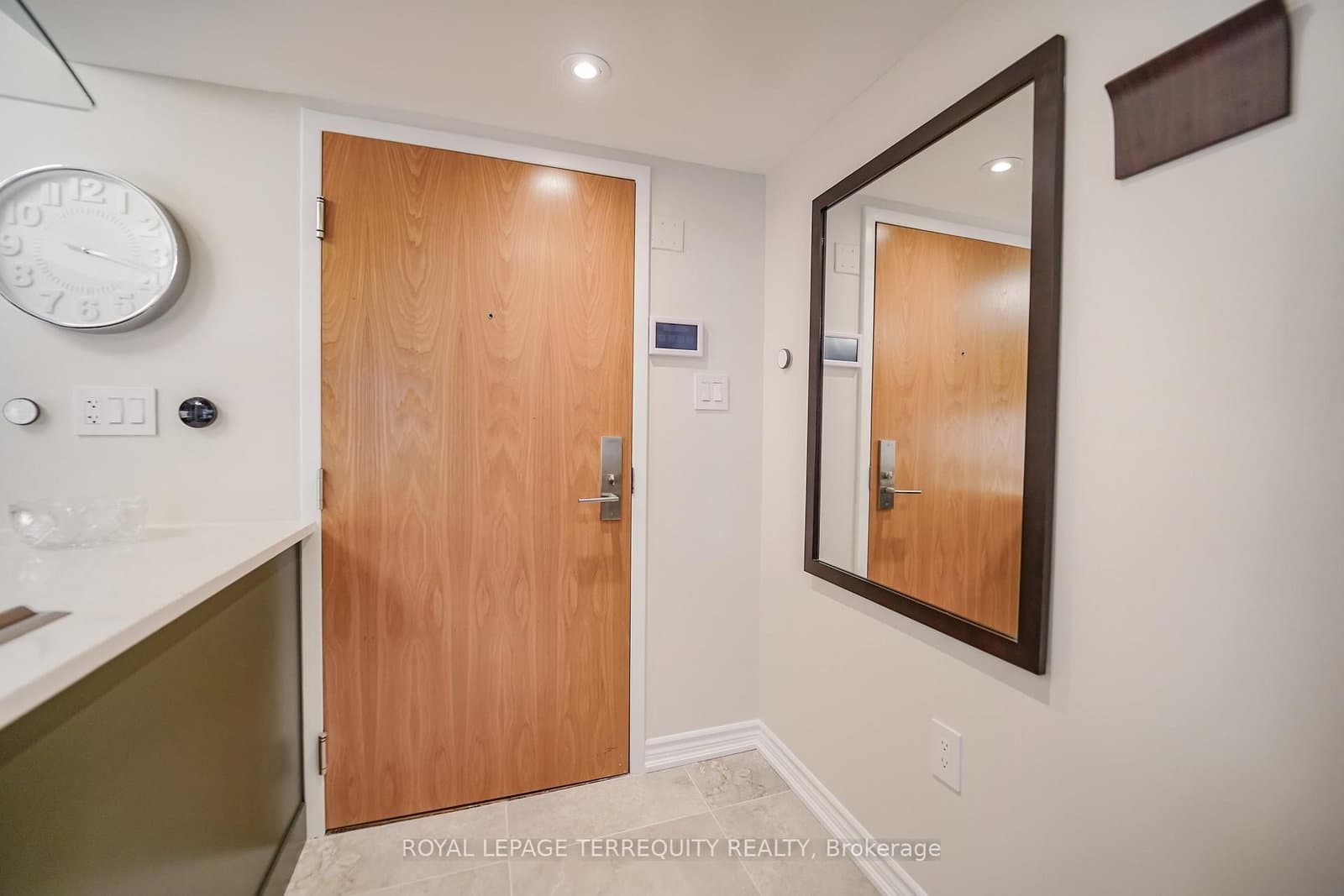 35 Church Street, Unit 208 thumbnail 2