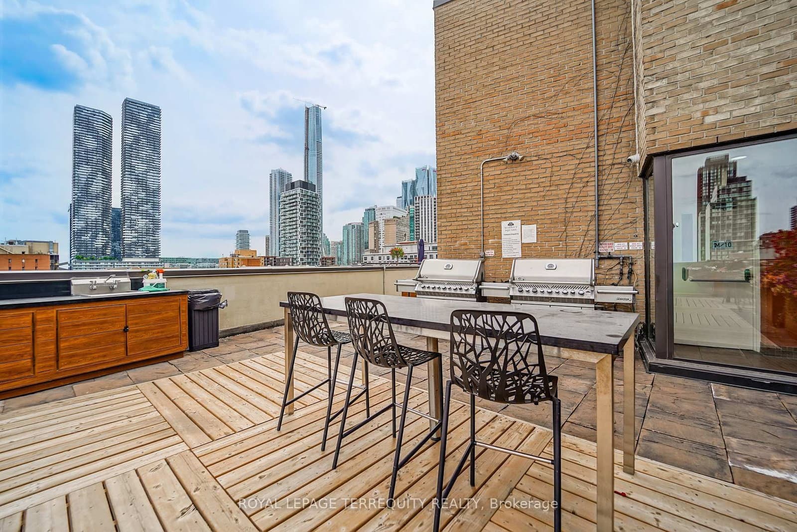 35 Church Street, Unit 208 thumbnail 21