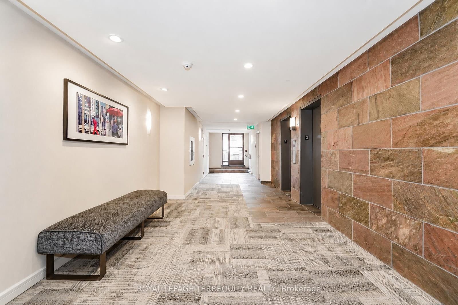 35 Church Street, Unit 208 thumbnail 24