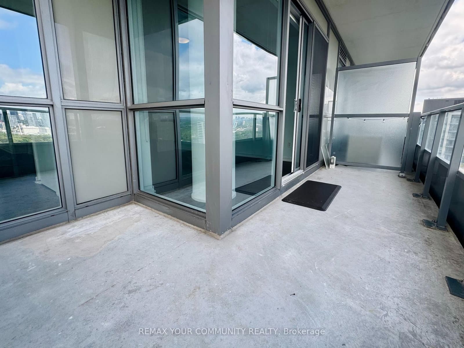 50 FOREST MANOR Road, Unit 1405 thumbnail 17