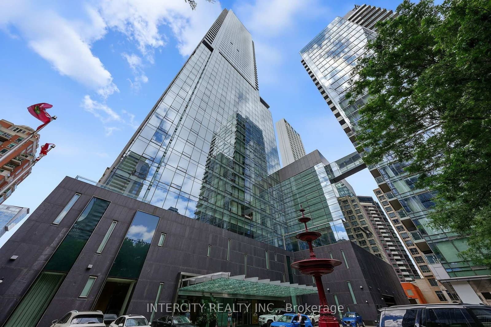 50 Yorkville Avenue, Unit 4001 thumbnail 2
