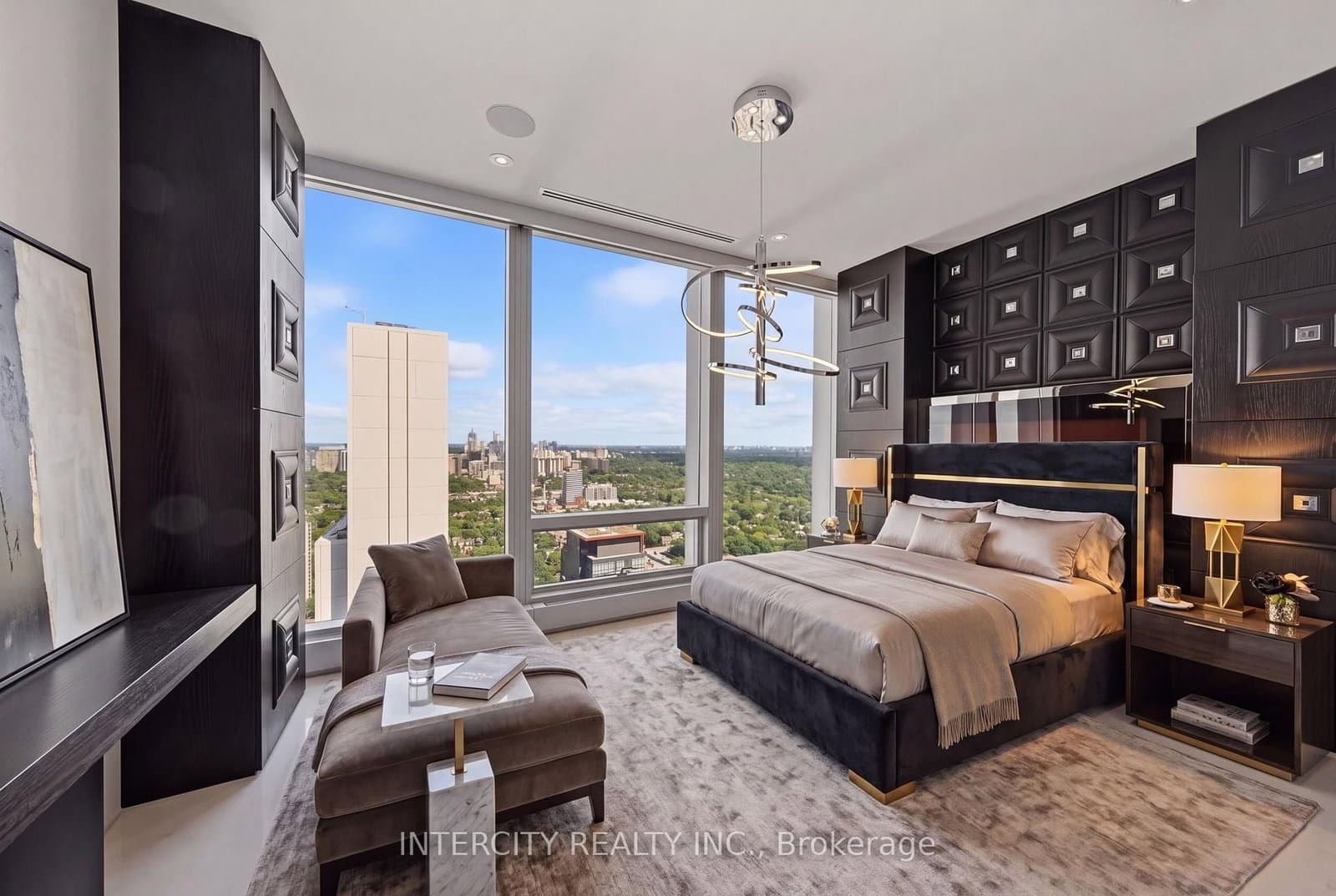 50 Yorkville Avenue, Unit 4001 thumbnail 22