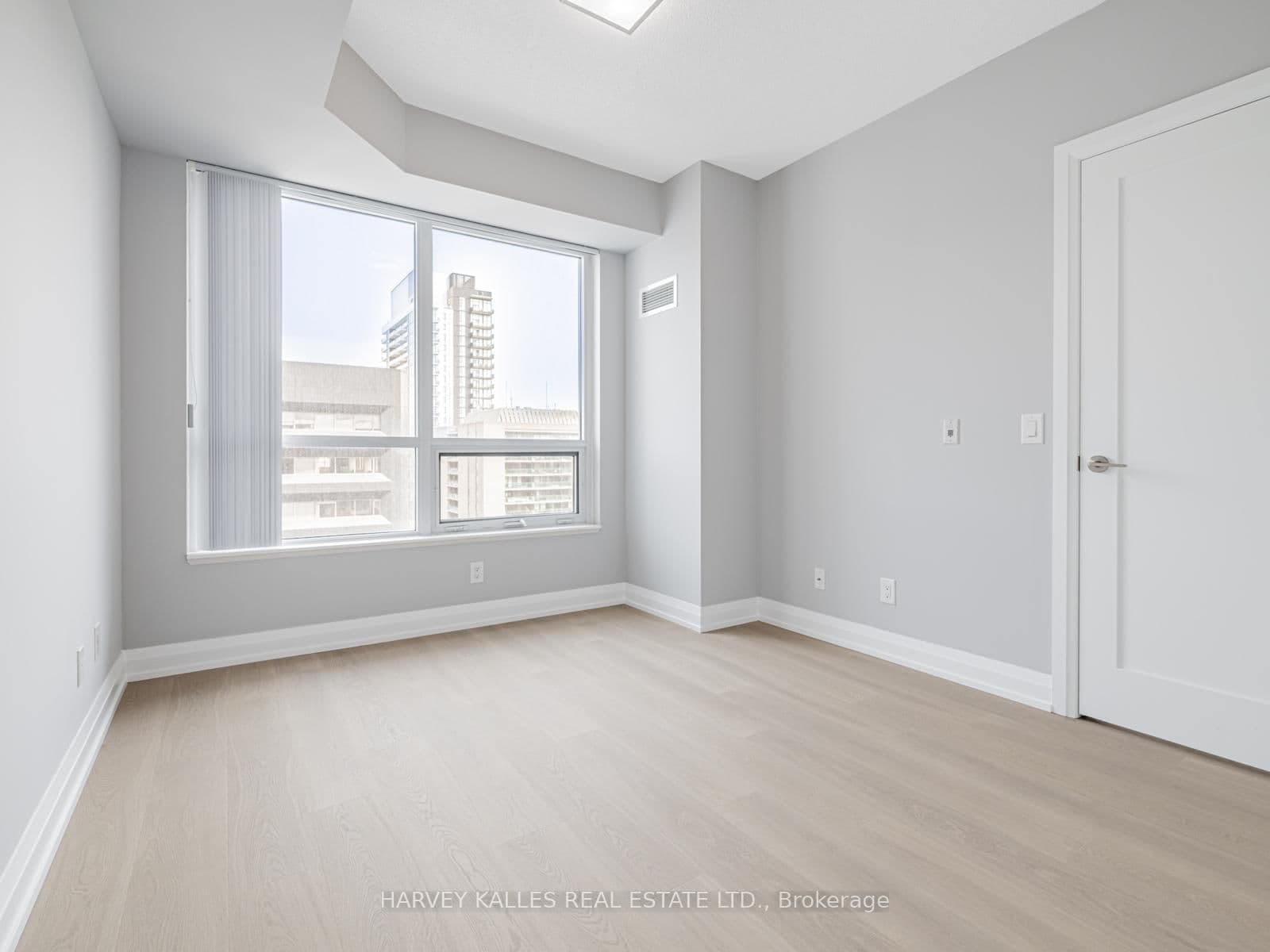 5 Sheppard Avenue E, Unit 2121 thumbnail 16
