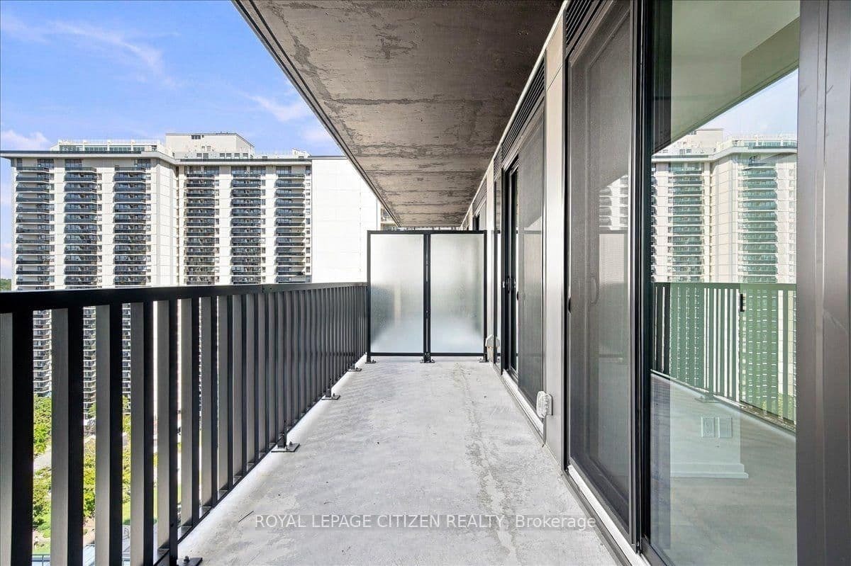 109 Erskine Avenue, Unit 1410 thumbnail 27