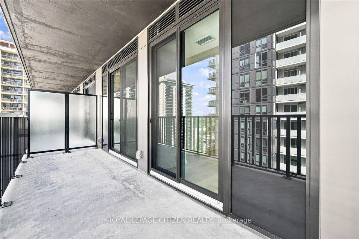 109 Erskine Avenue, Unit 1410 thumbnail 28