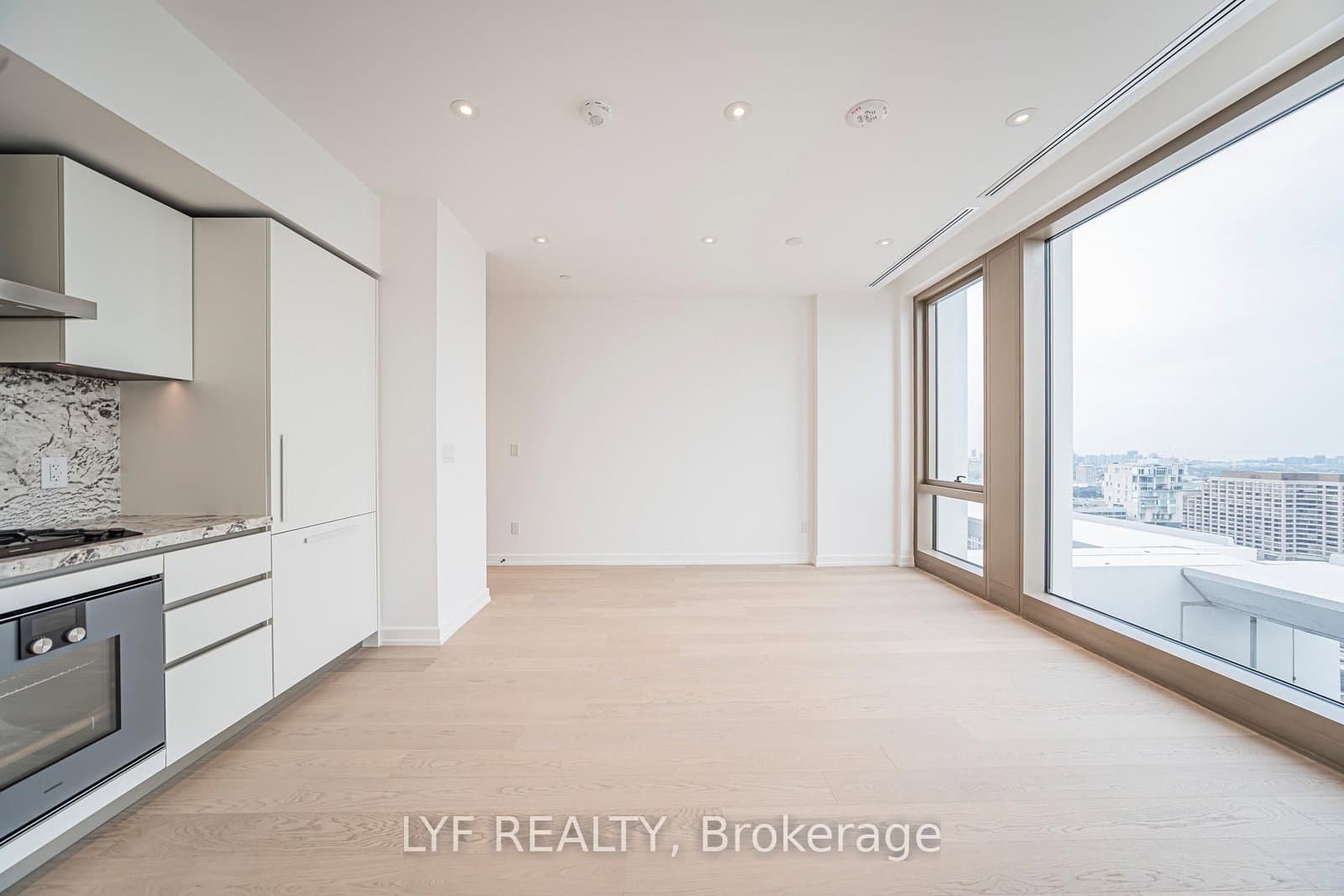 1315 Bay Street, Unit 3002 thumbnail 11