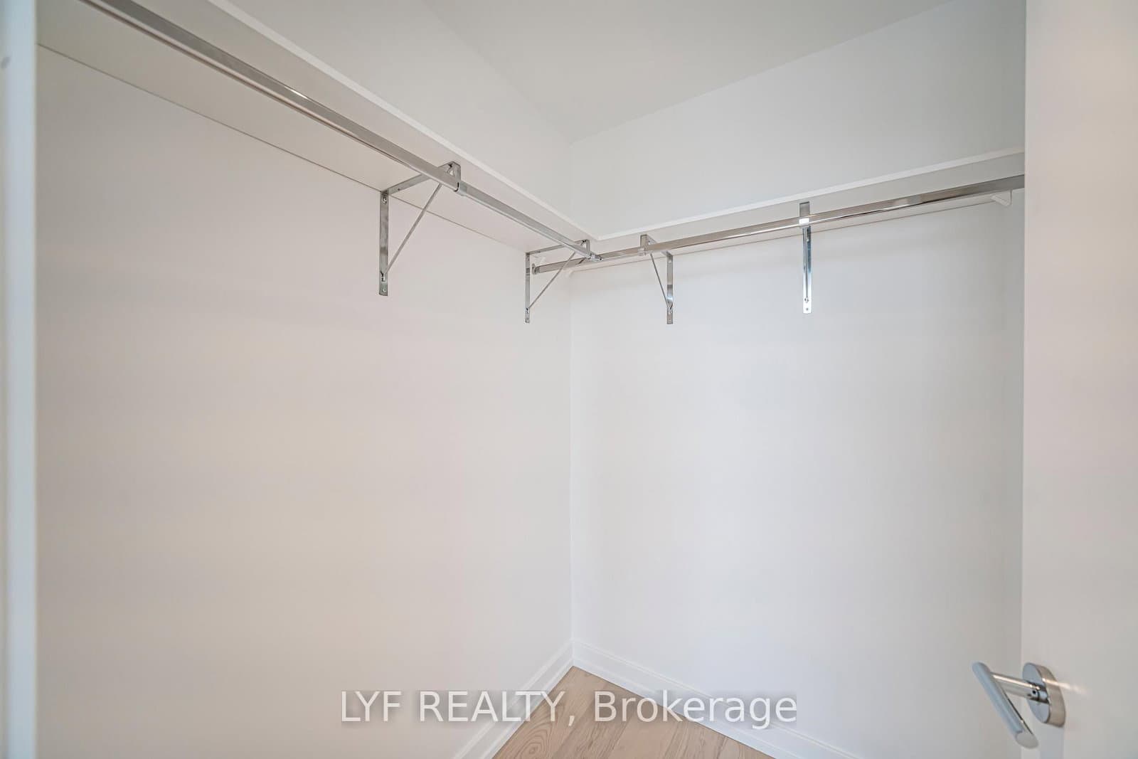 1315 Bay Street, Unit 3002 thumbnail 25