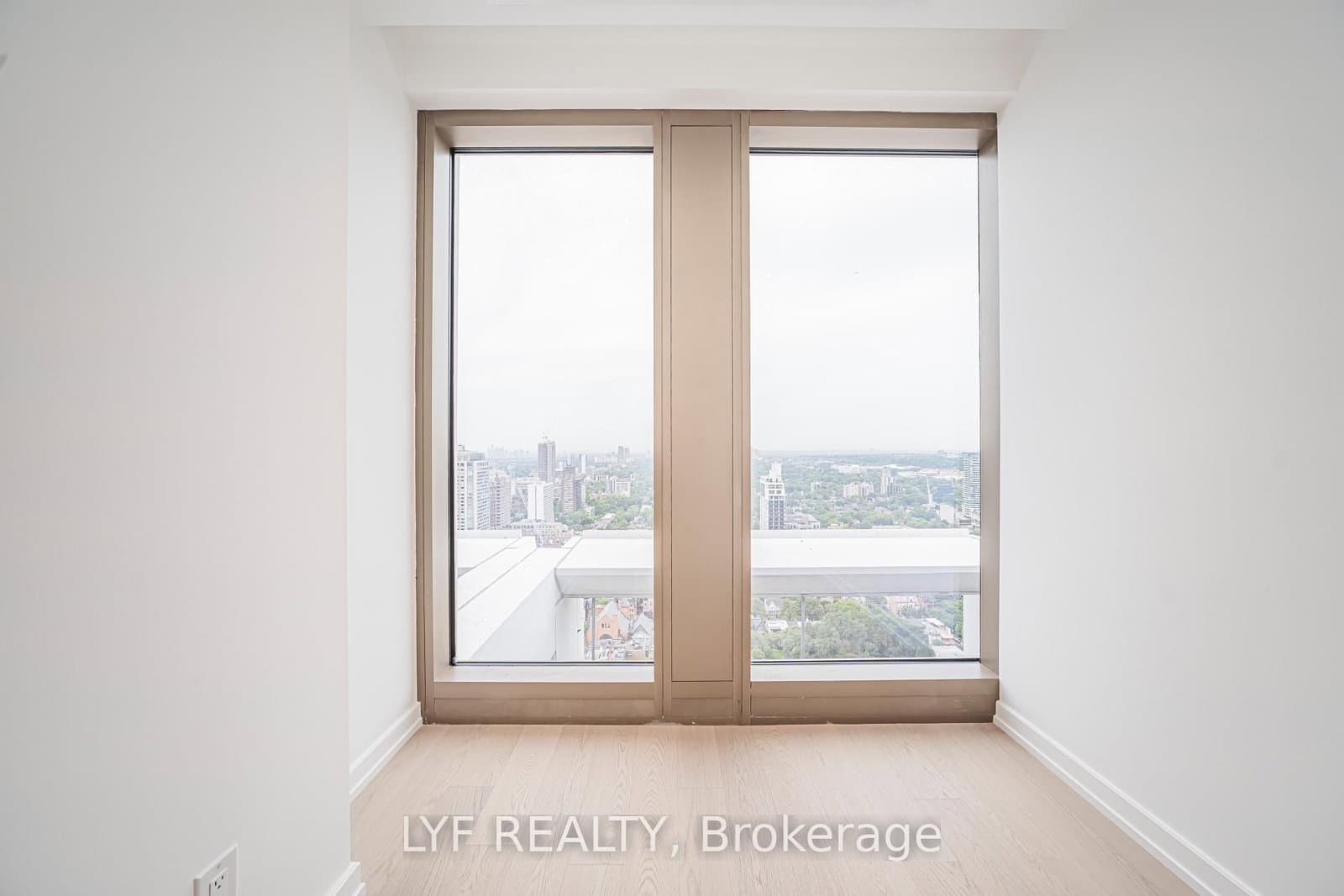 1315 Bay Street, Unit 3002 thumbnail 29