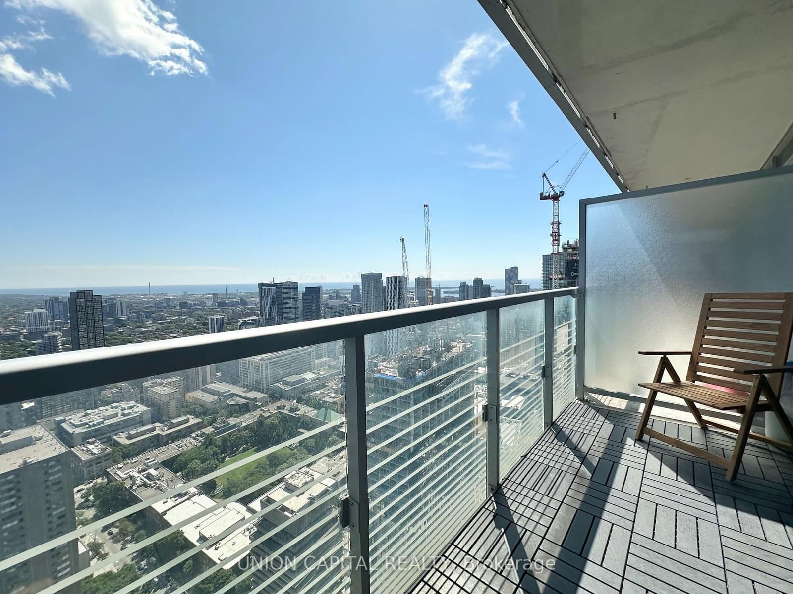 386 Yonge Street, Unit 4903 thumbnail 35