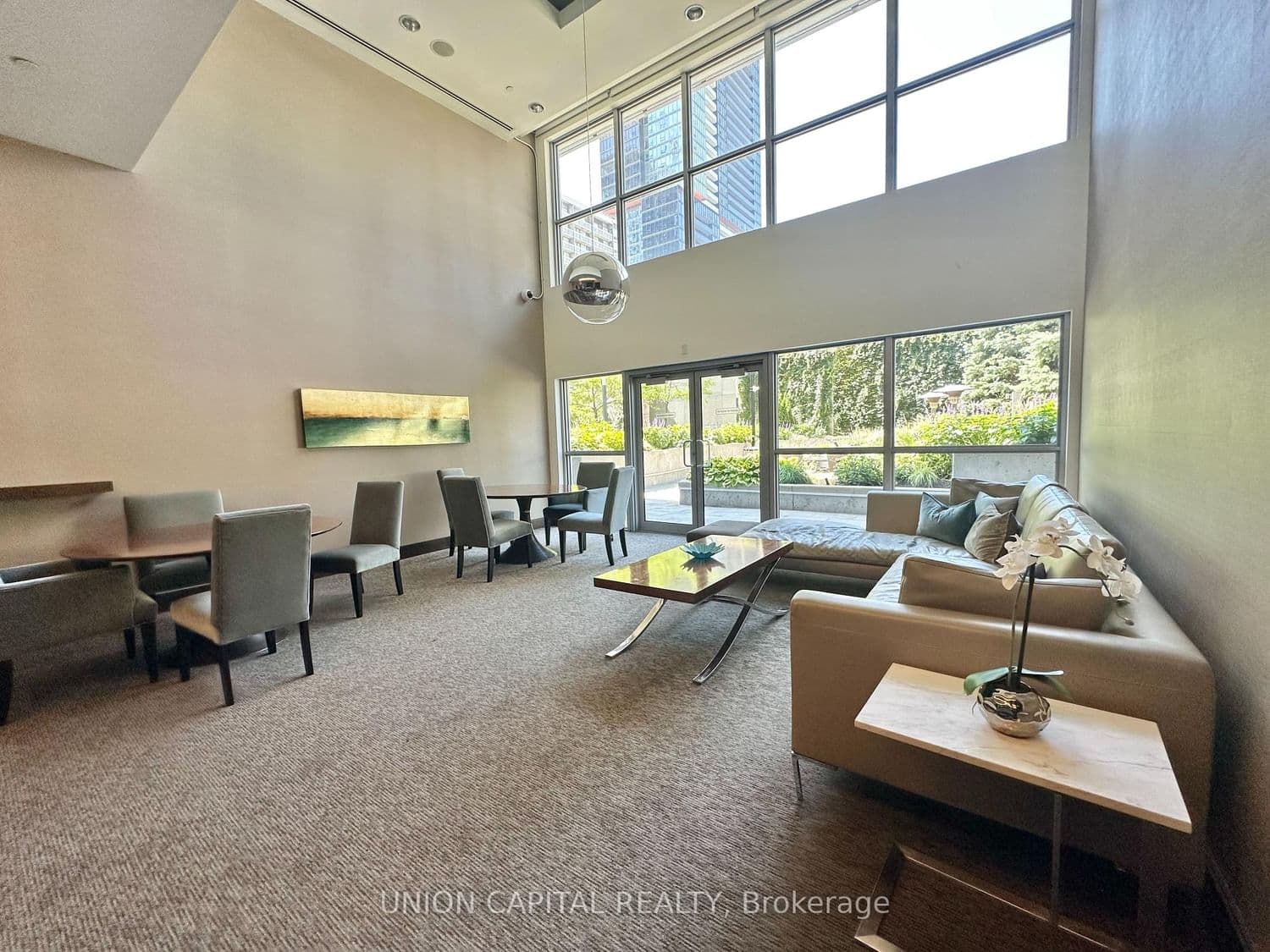 386 Yonge Street, Unit 4903 thumbnail 46