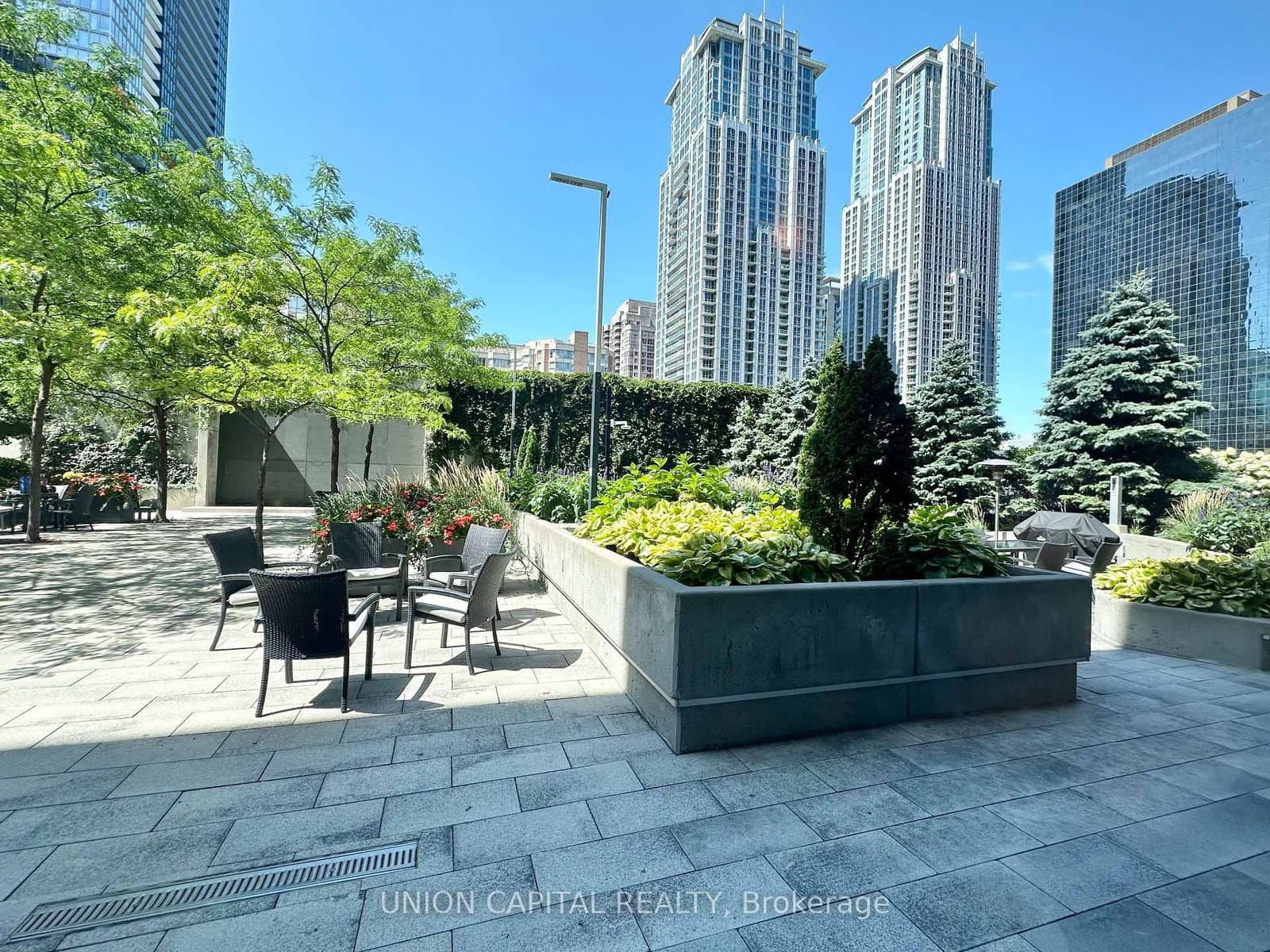 386 Yonge Street, Unit 4903 thumbnail 47