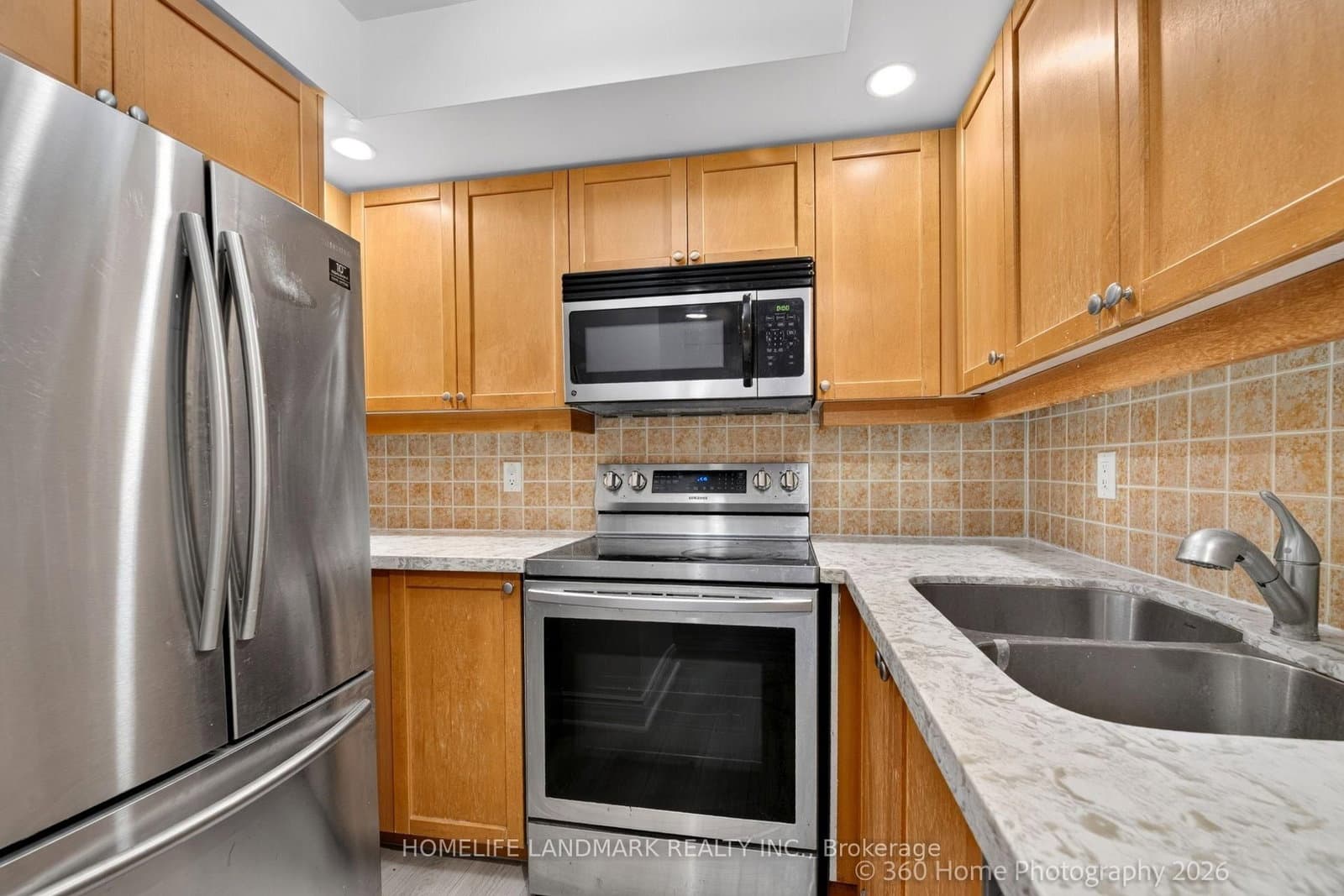 15 NORTHTOWN Way, Unit 829 thumbnail 6