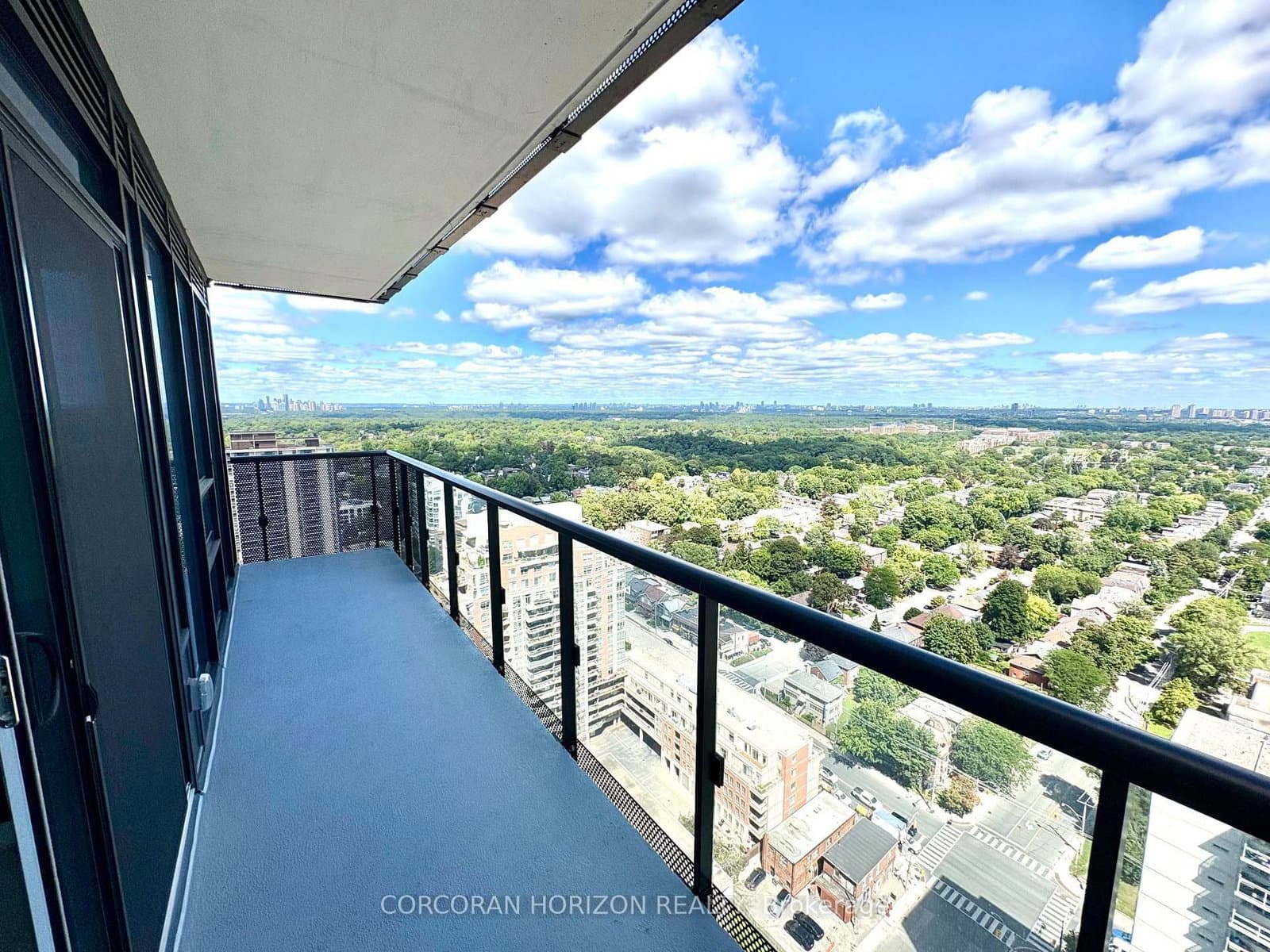 117 Broadway Avenue, Unit 2709 thumbnail 13