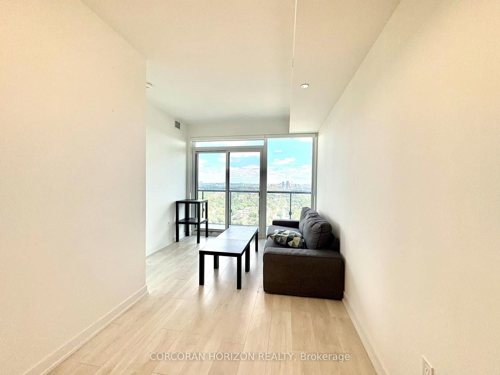 117 Broadway Avenue, Unit 2709 thumbnail 5