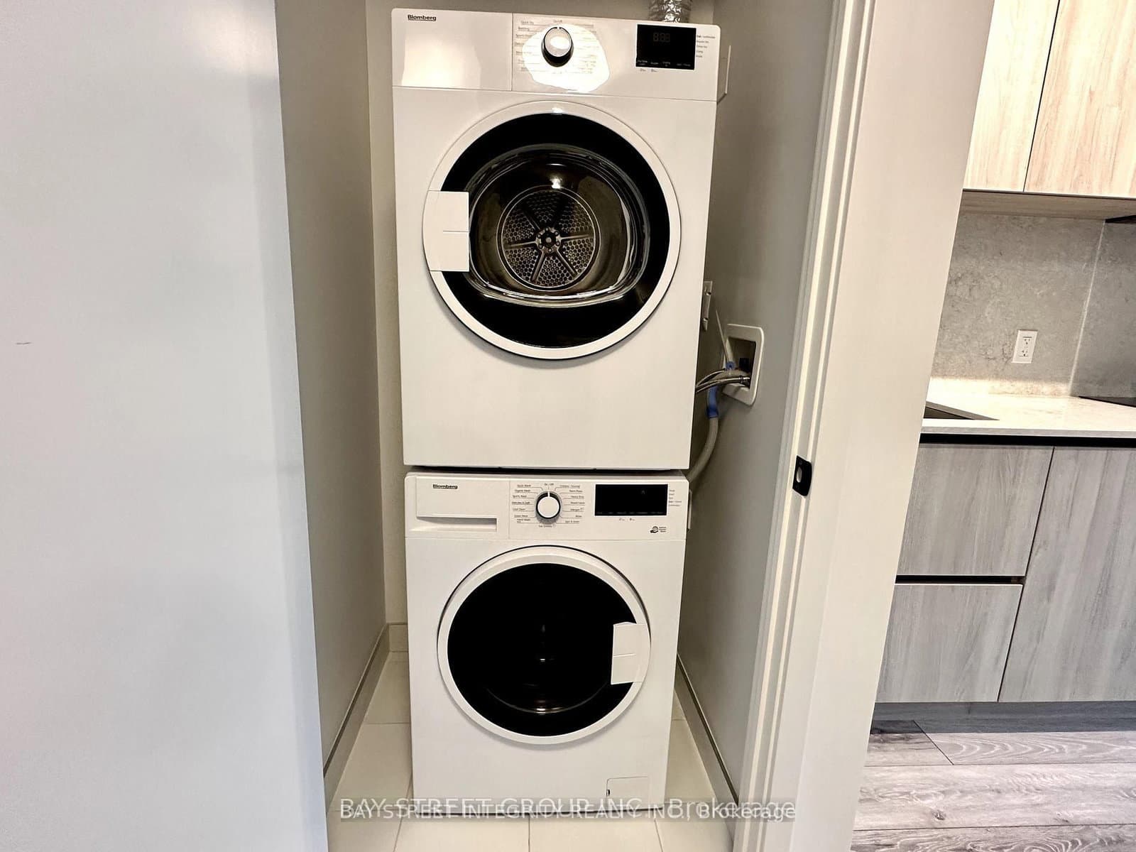 108 Peter Street, Unit 616 thumbnail 11