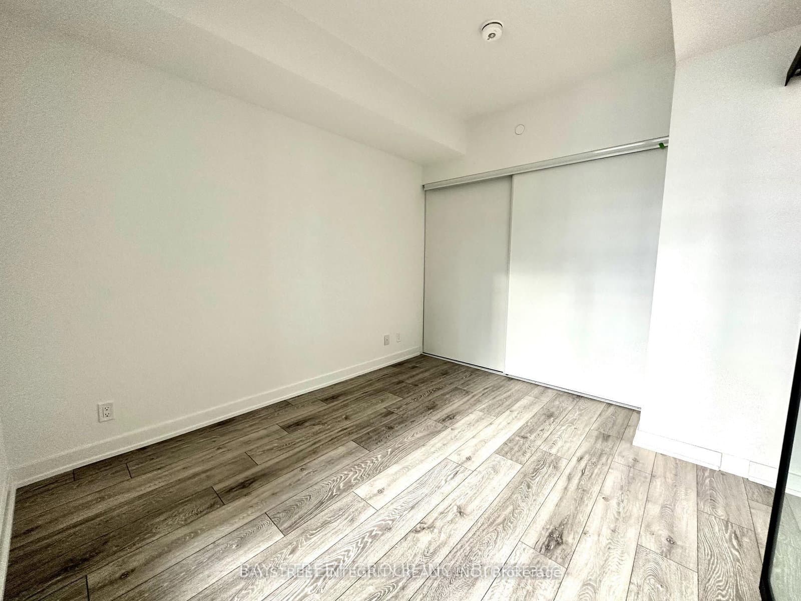 108 Peter Street, Unit 616 thumbnail 5
