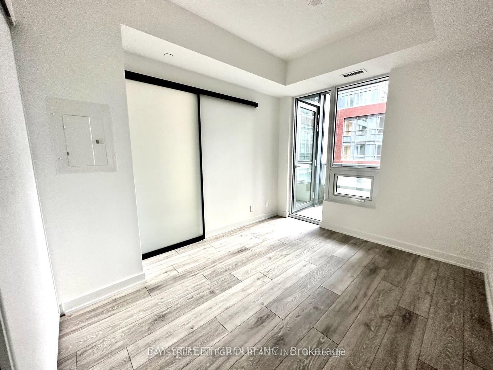 108 Peter Street, Unit 616 thumbnail 8
