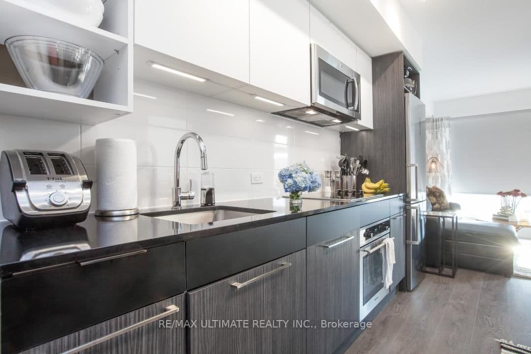 68 Shuter Street, Unit 2606 thumbnail 6