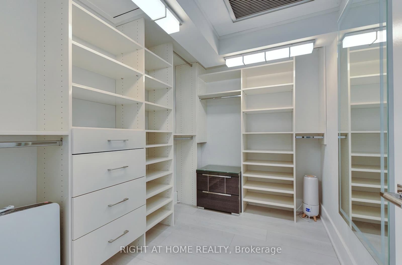 460 Queens Quay W, Unit 202E thumbnail 14