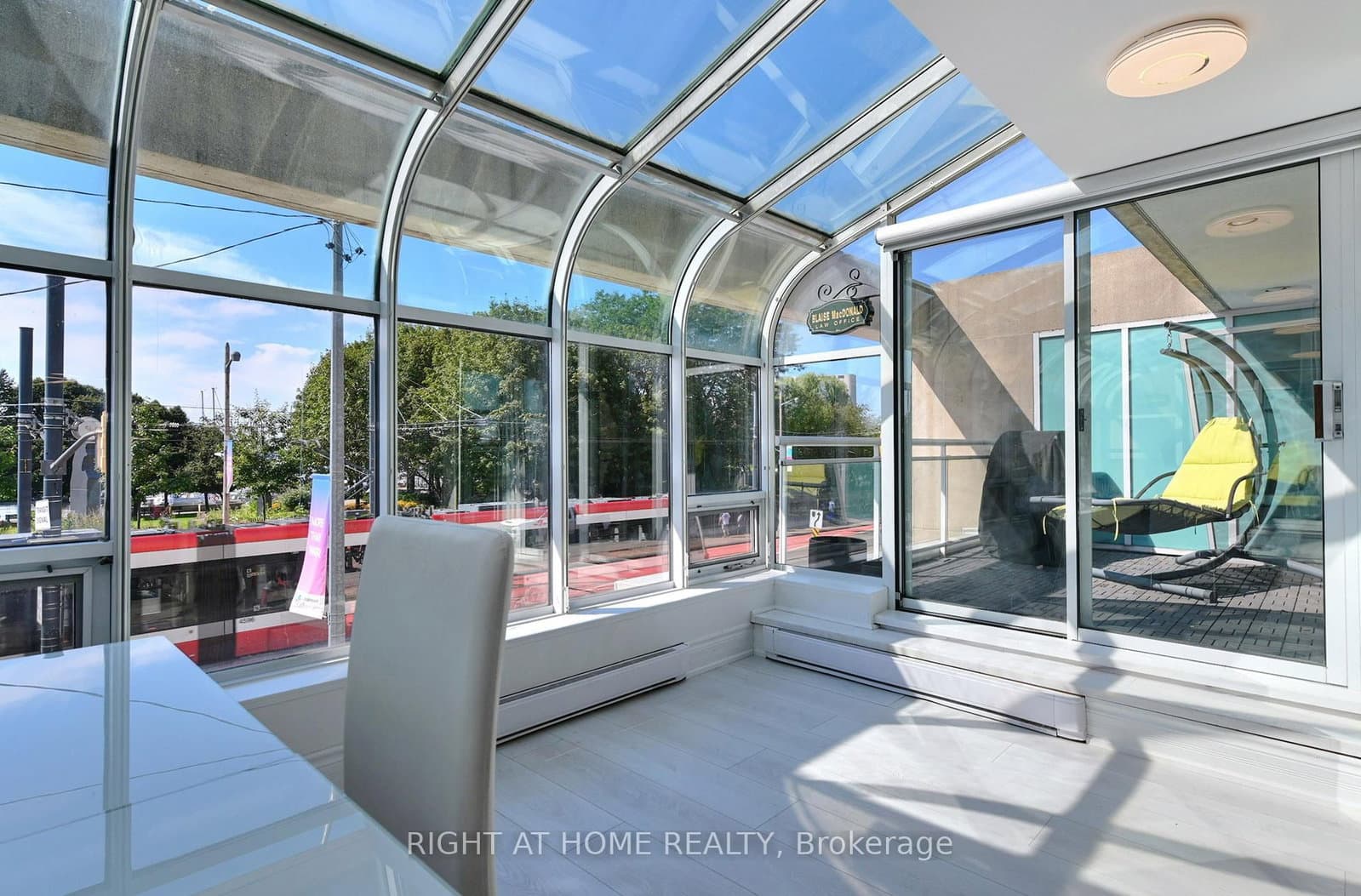 460 Queens Quay W, Unit 202E thumbnail 18