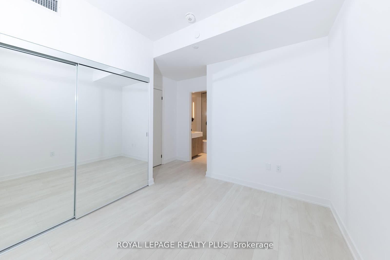 127 Broadway Avenue S, Unit 206S thumbnail 10