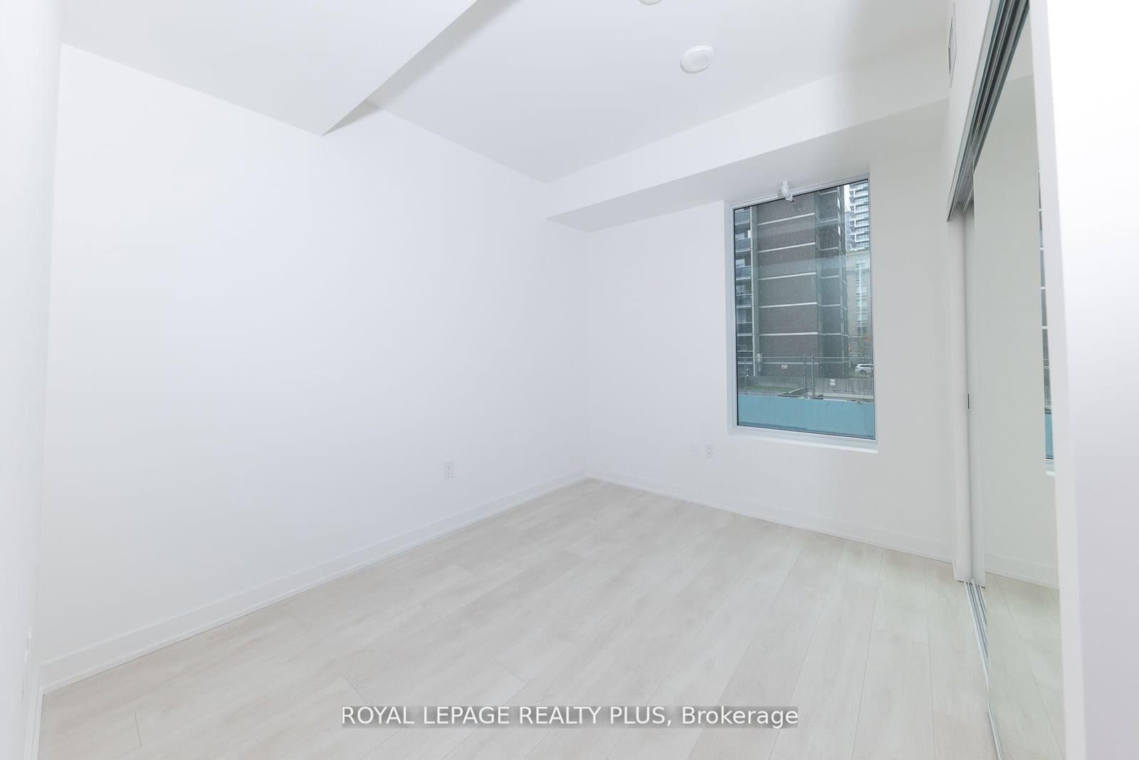 127 Broadway Avenue S, Unit 206S thumbnail 9