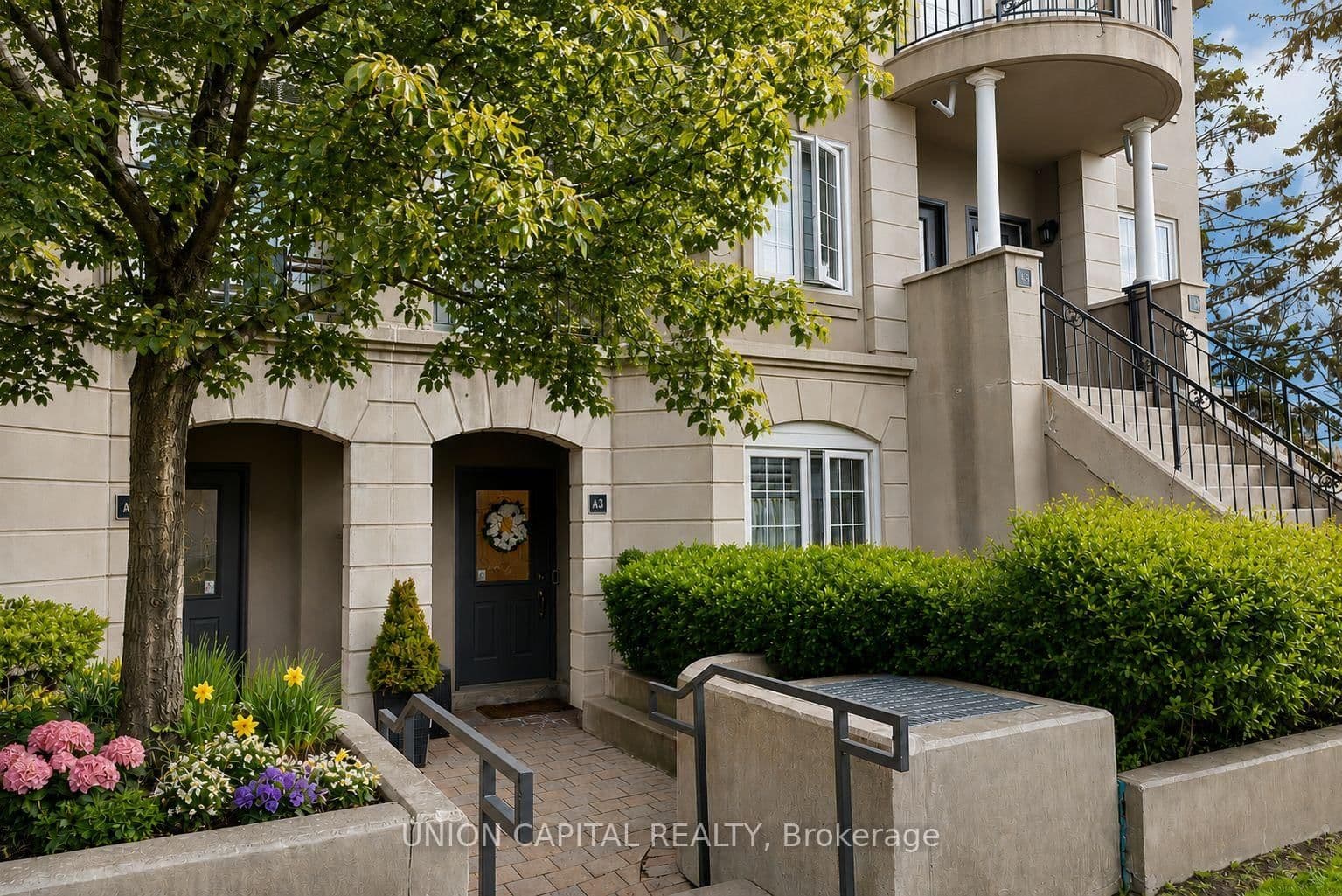 108 Finch Avenue W, Unit A3 thumbnail 18