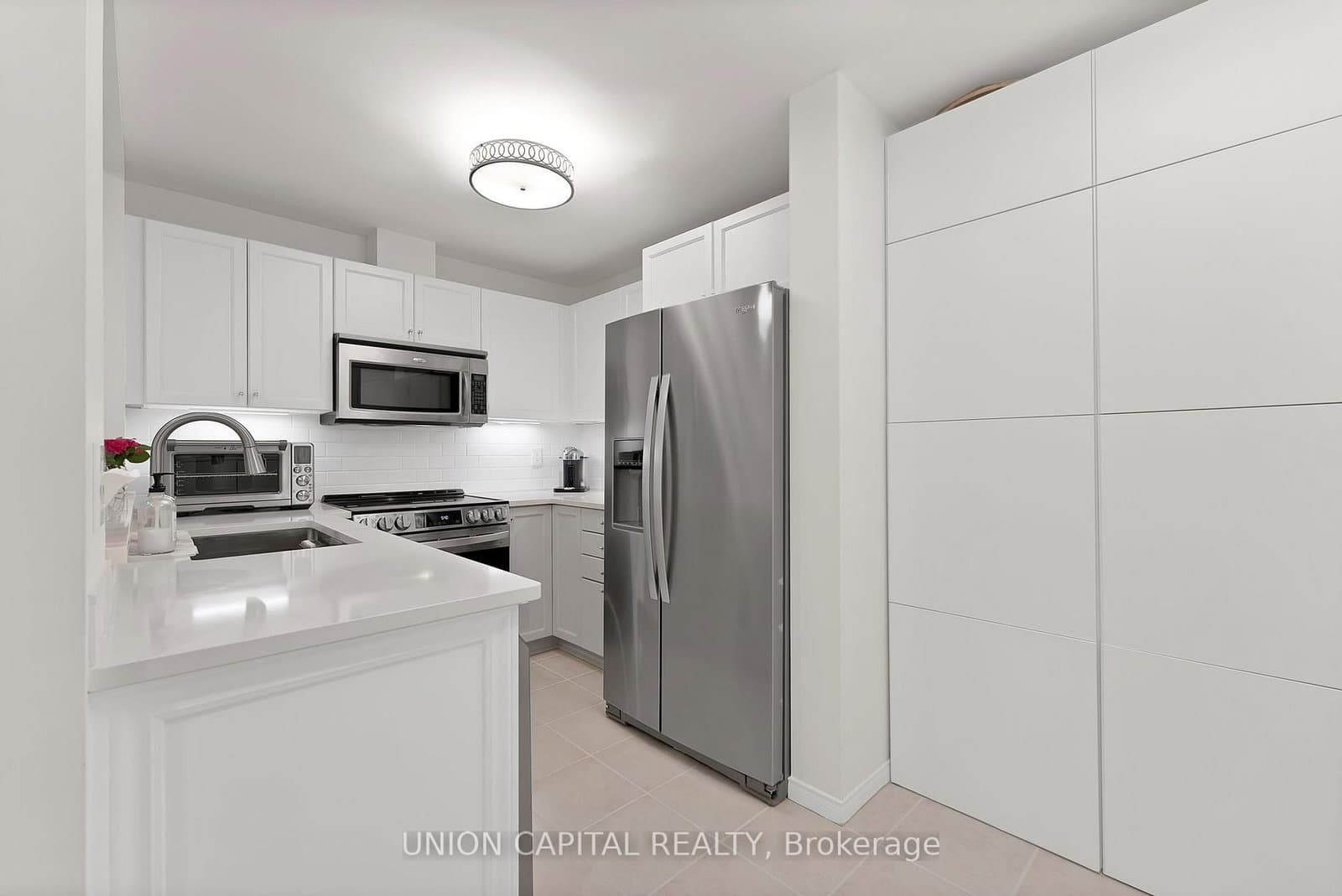 108 Finch Avenue W, Unit A3 thumbnail 5