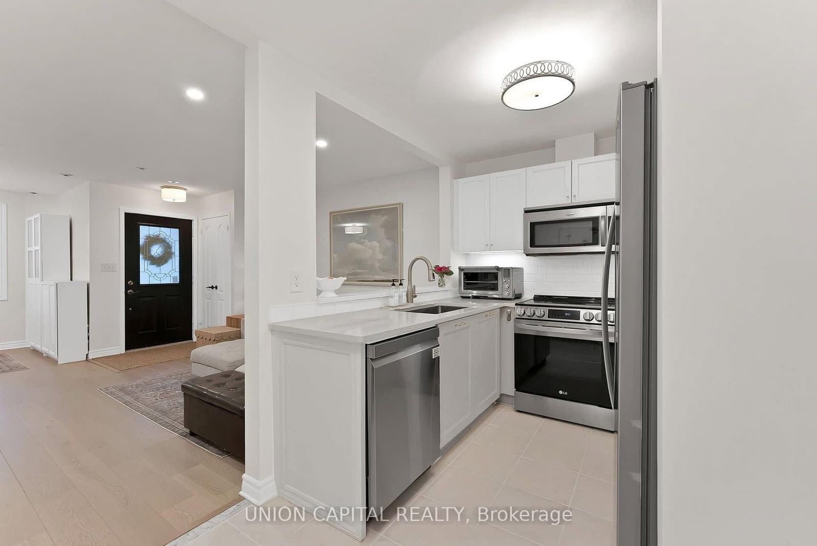 108 Finch Avenue W, Unit A3 thumbnail 6